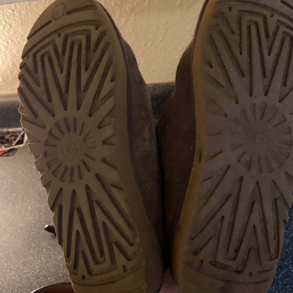 Ugg’s bow - Picture 2 of 5